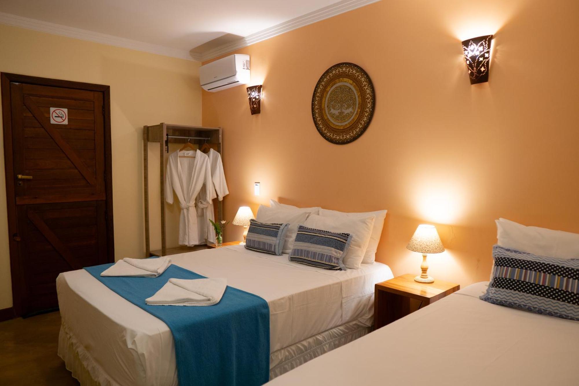 Hotel Lua Clara